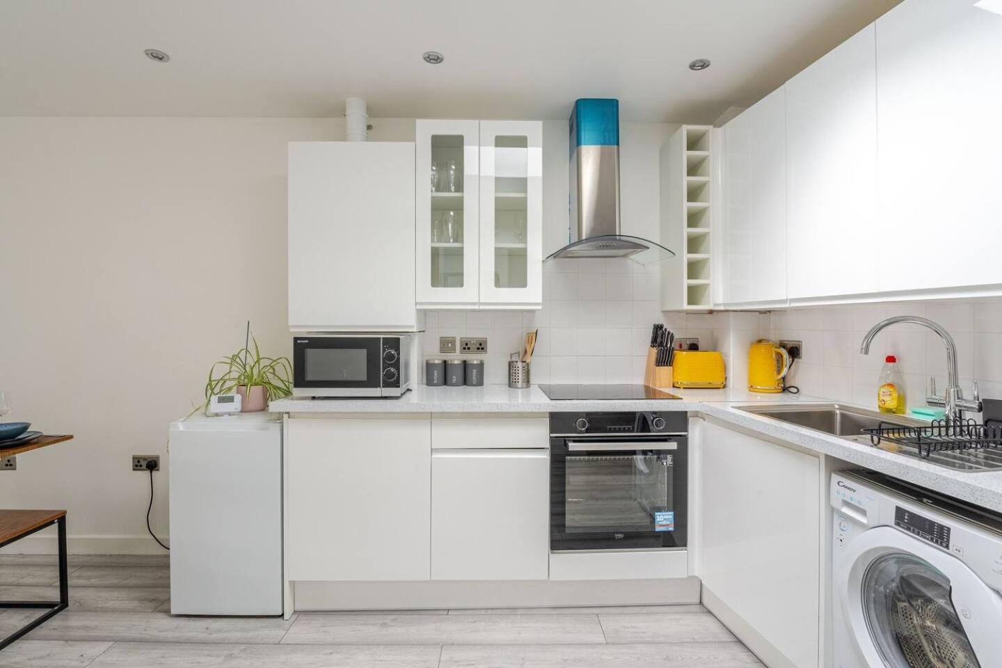 Beautiful Flat Near Central London - Entire Flat - Equipped Kitchen - Private Bathroom Exterior photo